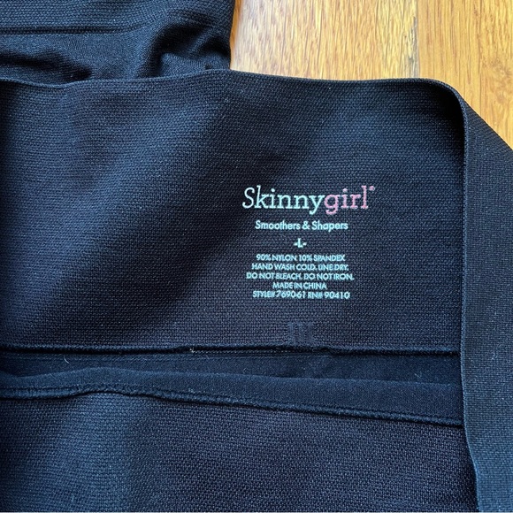 Skinny Girl Shapewear shorts NWOT - Picture 2 of 5